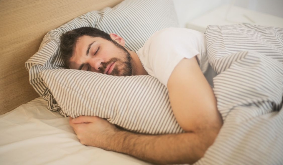 Fibromyalgia summer heat management Cellara Pain Institute